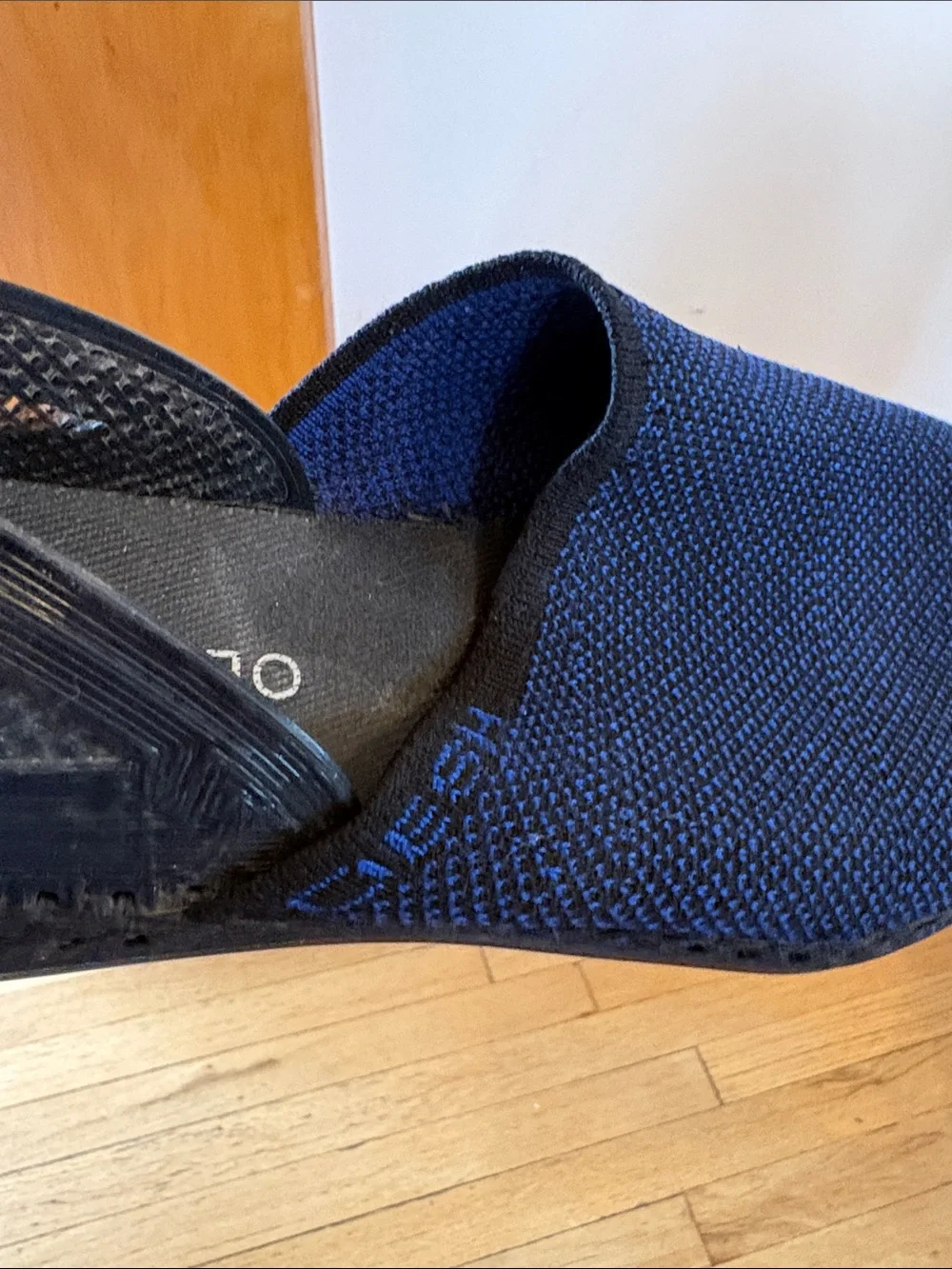 The Salon by OESH is a luxurious knitted clog. Xl 9